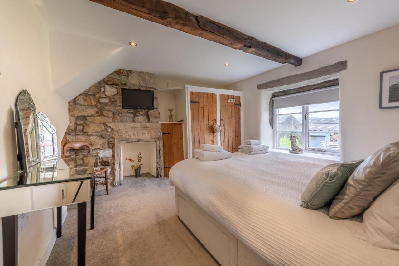 Westside Cottage, Newby, Clapham, Yorkshire Dales National Park, Famous Three Peaks, Near The Lake District, Pets Are Welcome Newby  Ngoại thất bức ảnh