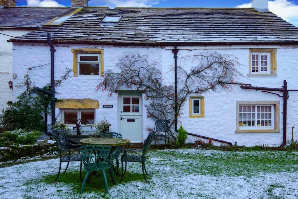 Westside Cottage, Newby, Clapham, Yorkshire Dales National Park, Famous Three Peaks, Near The Lake District, Pets Are Welcome Newby  Ngoại thất bức ảnh
